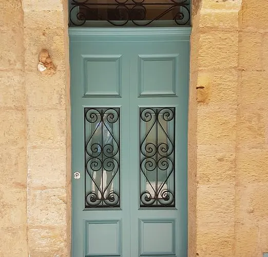 88, Boutique Escape Valletta