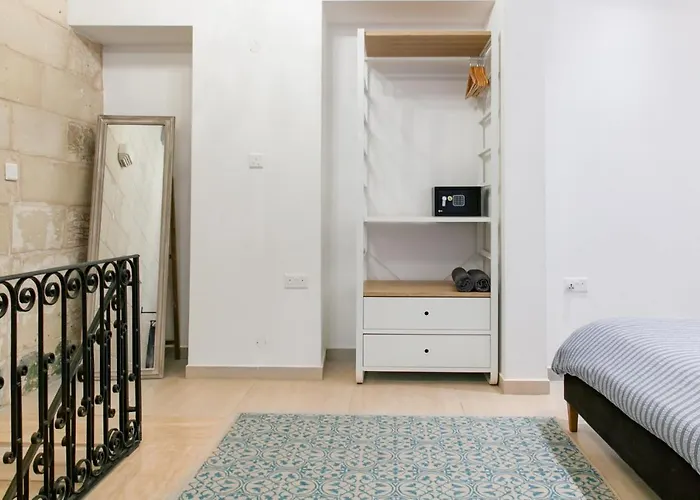 88, Boutique Escape Valletta